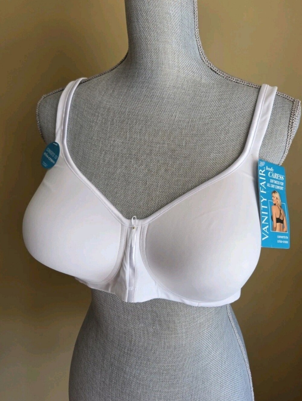 Vanity Fair Body Caress Bra 42B Full Coverage Converts Criss Cross Wireless NWT